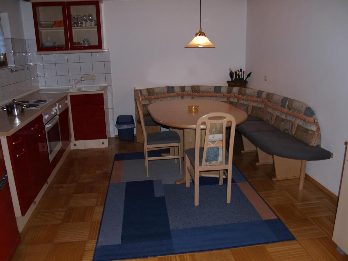 Alm-Apartments Heiligenblut Rum bild